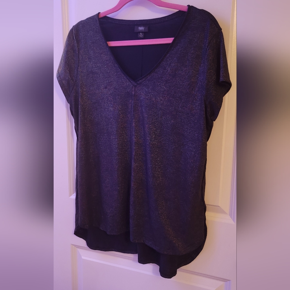 Shimmering Multicolor Black Short Sleeve Flowy Top Size L